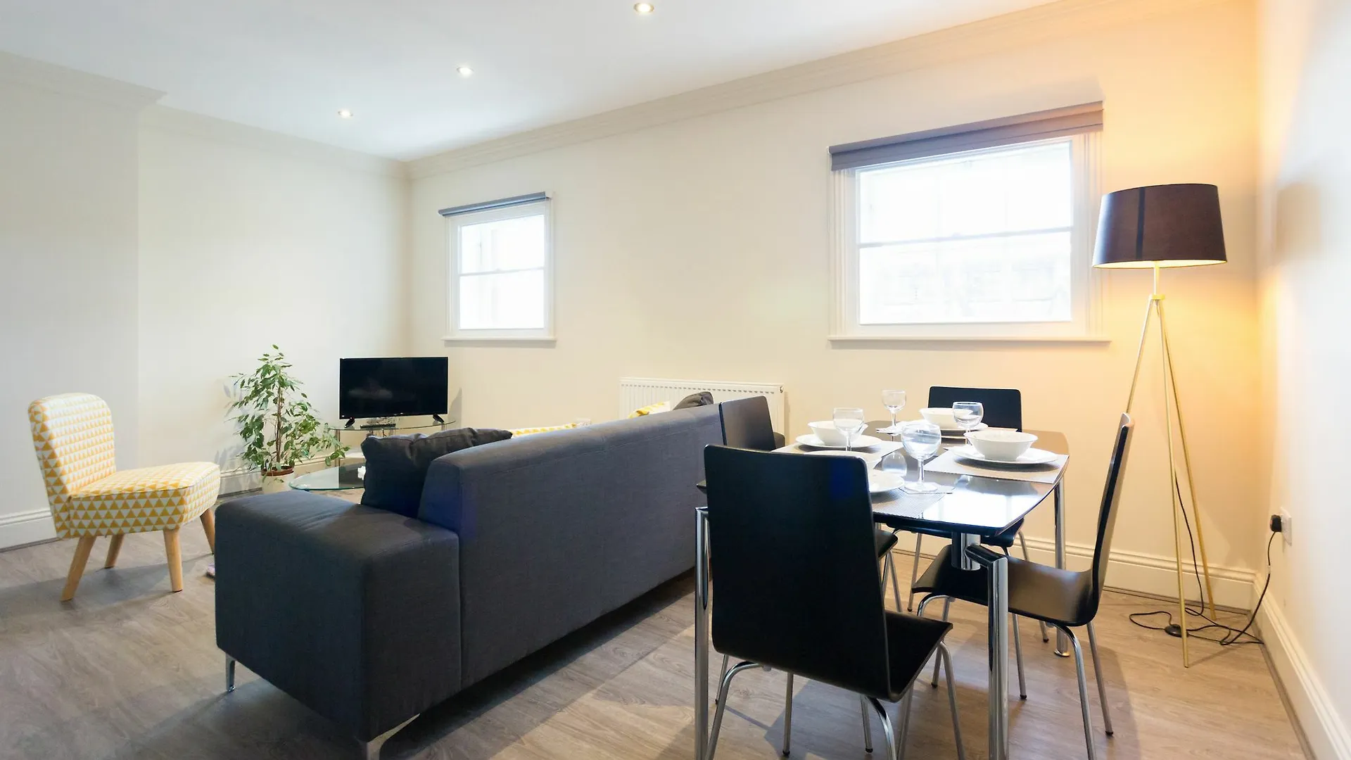 Apartman Spacesavers Sheffield